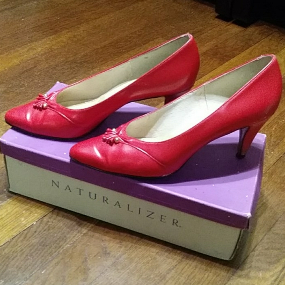 Naturalized Red shoes